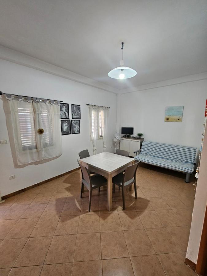 Casa Vacanze Leonardo بيسْكيتْشّي المظهر الخارجي الصورة