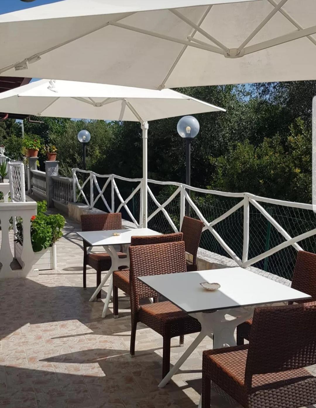 Casa Vacanze Leonardo بيسْكيتْشّي المظهر الخارجي الصورة