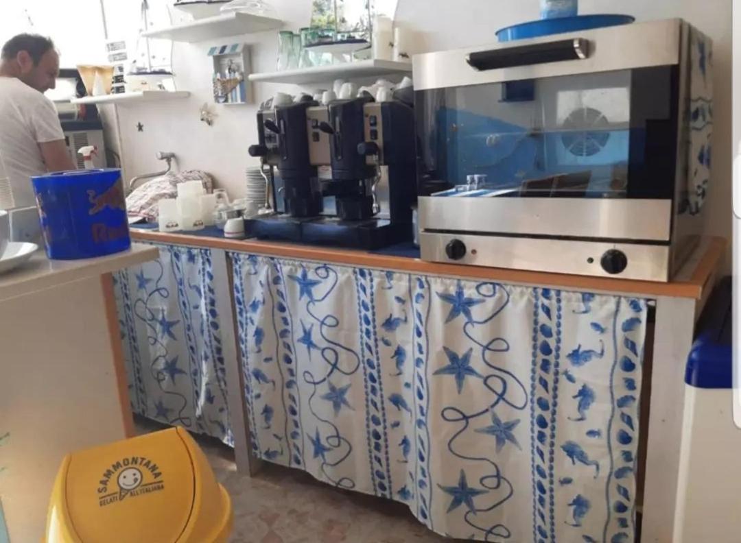 Casa Vacanze Leonardo بيسْكيتْشّي المظهر الخارجي الصورة
