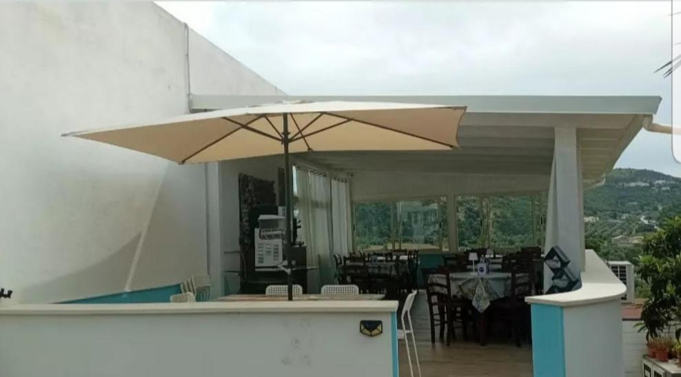 Casa Vacanze Leonardo بيسْكيتْشّي المظهر الخارجي الصورة